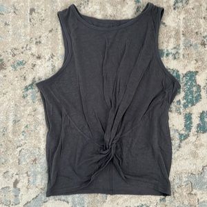 Lululemon grey tank